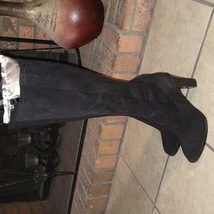 Isaac Mizrahi ladies boots